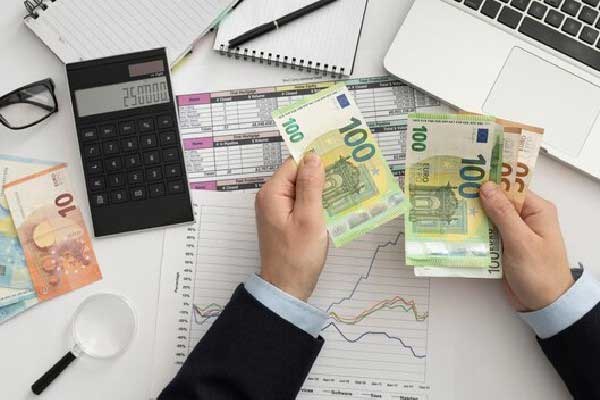 石油危机发酵 欧元兑美元跌至七个月低点